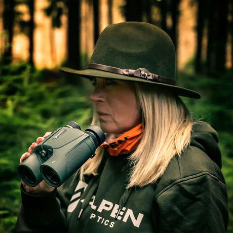 Alpen Apex XP 10x42 ED Laser Rangefinder Binoculars | 673LR | 811803034327