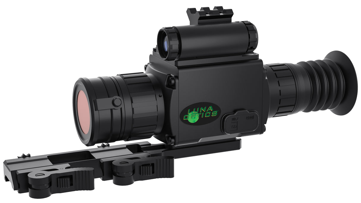 Luna Optics QE-RS35 Quantum Elite 4K day/night vision riflescope — front view