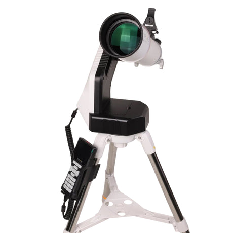 Sidara Pro 102 front view of the objective lens on the Sidara Pro GoTo mount and base