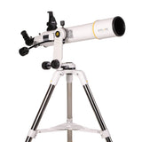 Sidara Nano 90 close-up: refractor on the Nano mount head with slow-motion cables, diagonal and SkyAssist phone bracket
