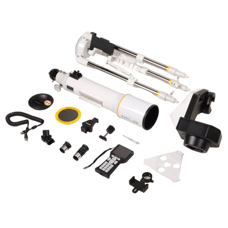 Sidara Pro 102 package contents: 102mm refractor, Sidara Pro GoTo mount and tripod, hand controller and cable, 45° diagonal, 25mm and 10mm Plössl eyepieces, solar filter, SkyAssist bracket and smartphone clip adapter