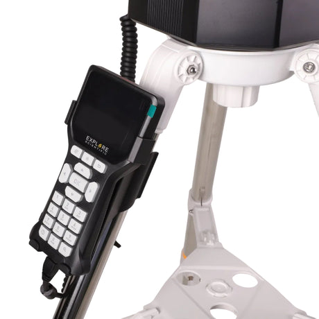 Sidara Pro GoTo hand controller clipped to the tripod leg below the mount base, Sidara Pro 102 package