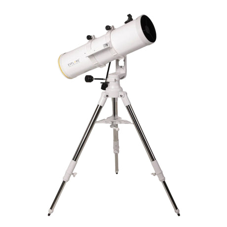 Sidara Plus 150 package from the tube side: 150mm reflector on the Plus mount and tripod