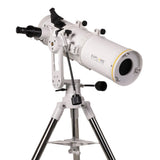 Sidara Plus 150 front of the reflector tube on the Plus mount arm with slow-motion cables