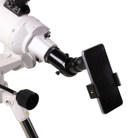 Smartphone held in the clip adapter over the eyepiece of the Sidara Essential 102 refractor