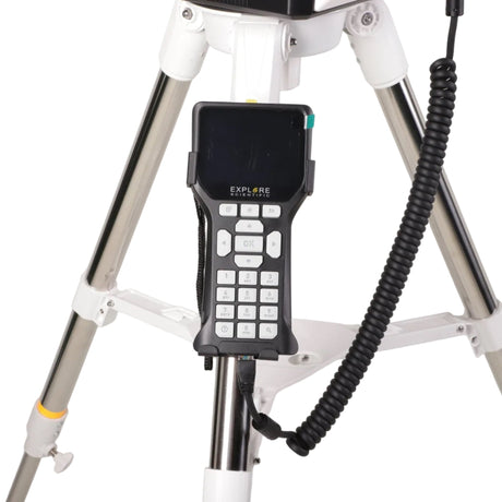 Sidara Pro GoTo hand controller hanging from its coiled cable, Sidara Pro 127 package