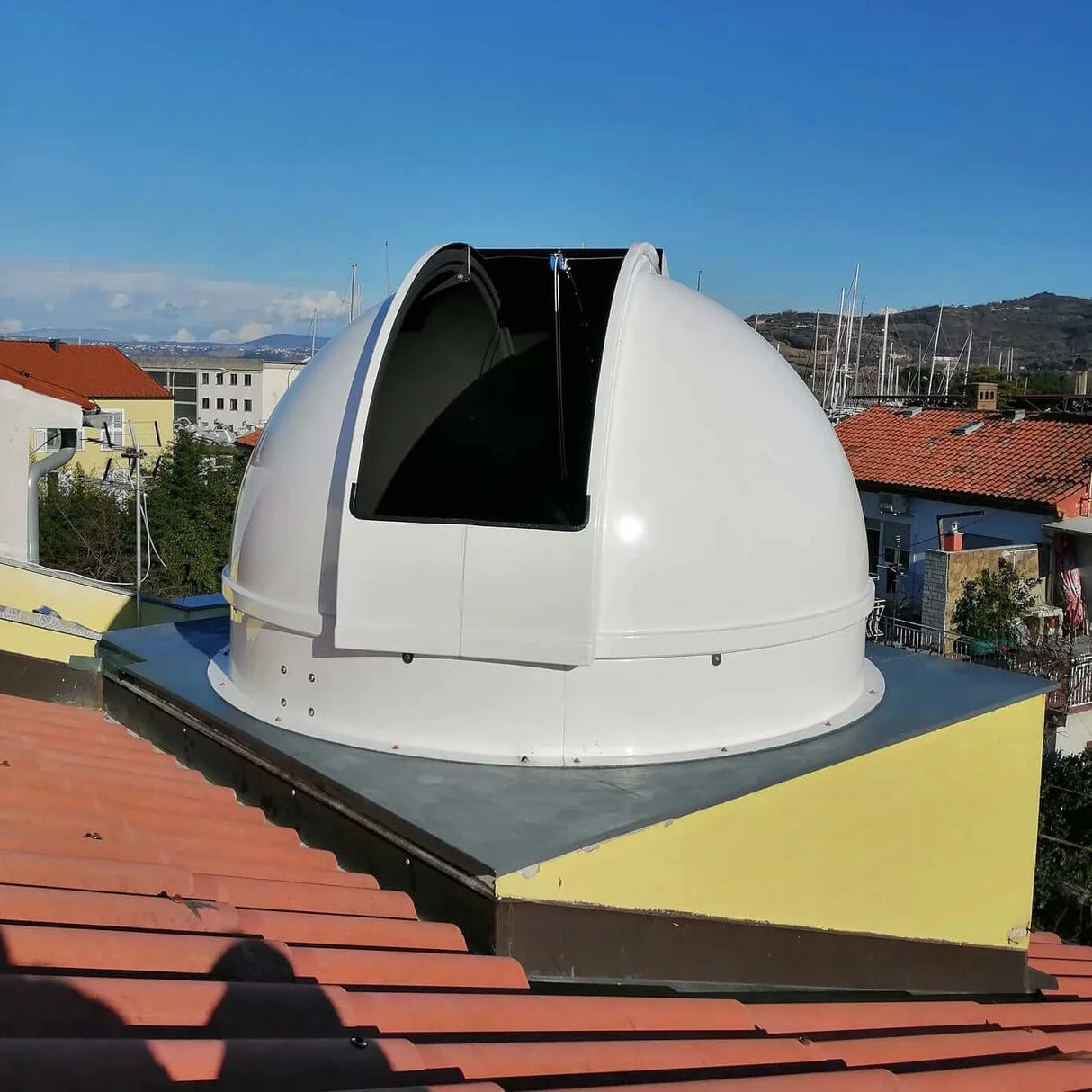 Pulsar 2.2m Short Height Observatory Dome | ES-4900500 |